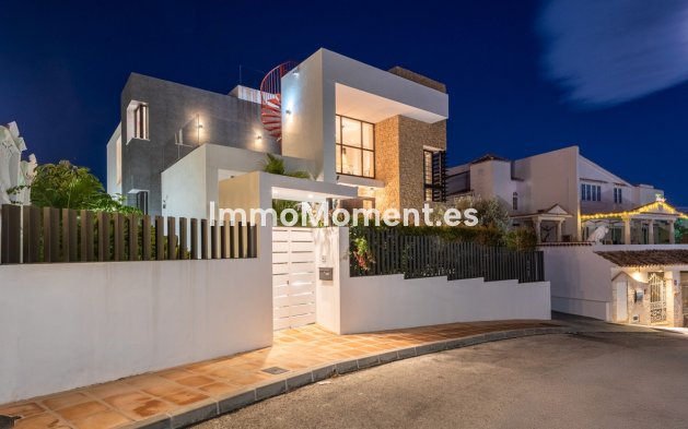 Resale - Detached villa - Mijas - Cerros del Aguila