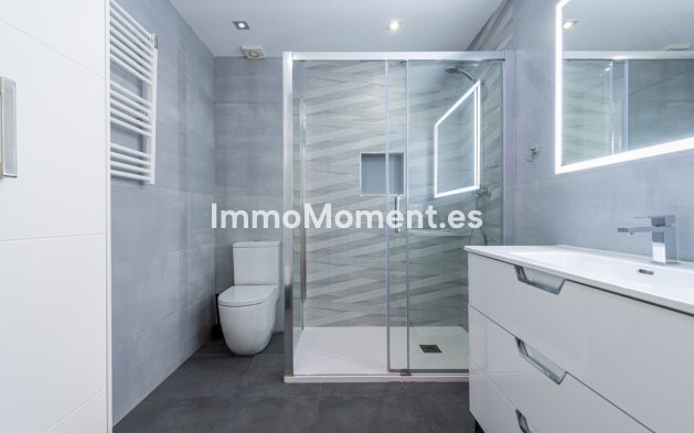 Resale - Apartment - Benalmadena - Benalmadena Pueblo