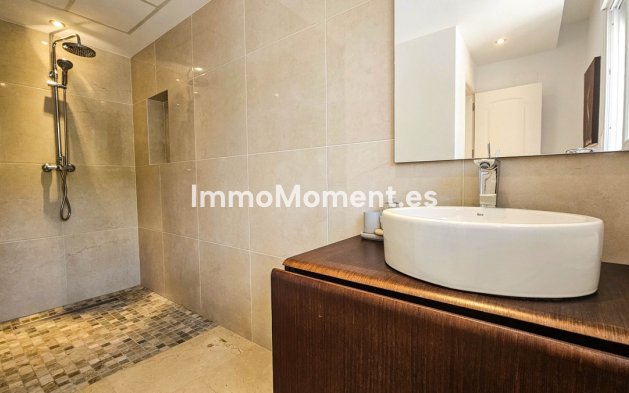 Resale - Villa - Manilva - La Duquesa