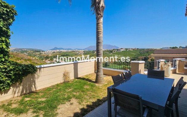 Resale - Villa - Manilva - La Duquesa