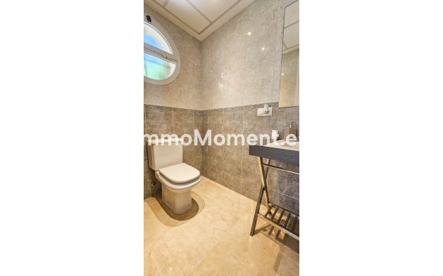 Resale - Villa - Manilva - La Duquesa