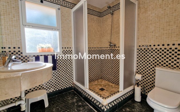 Resale - Apartment - Manilva - La Duquesa