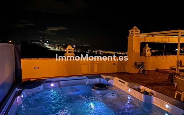 Resale - Apartment - Manilva - La Duquesa