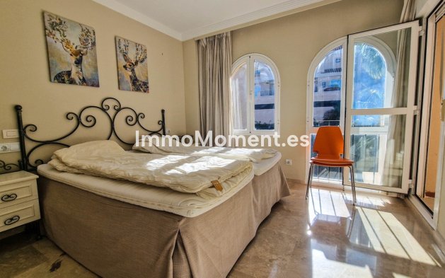 Resale - Apartment - Manilva - La Duquesa