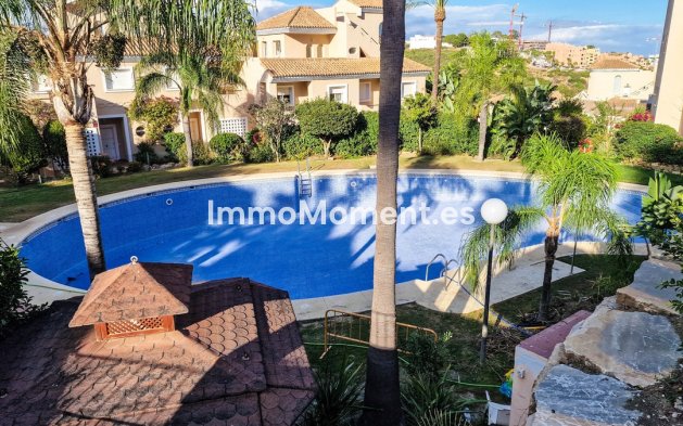 Resale - Apartment - Manilva - La Duquesa
