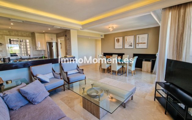 Resale - Apartment - Manilva - La Duquesa