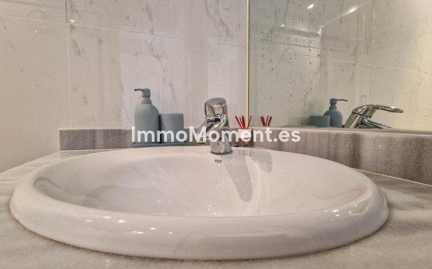 Resale - Apartment - Manilva - La Duquesa