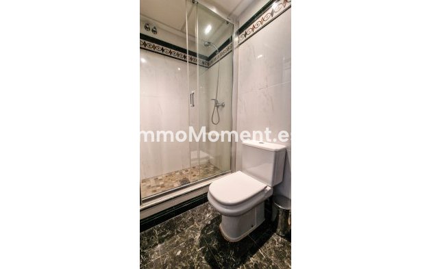 Resale - Apartment - Manilva - La Duquesa
