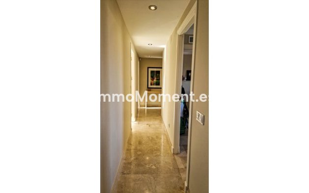 Resale - Apartment - Manilva - La Duquesa