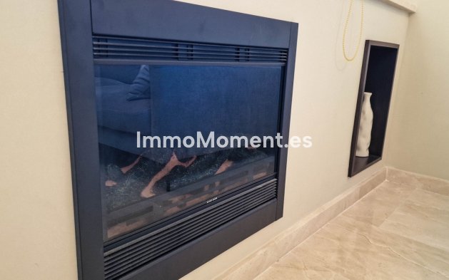 Resale - Apartment - Manilva - La Duquesa