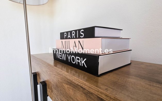 Resale - Villa - Manilva