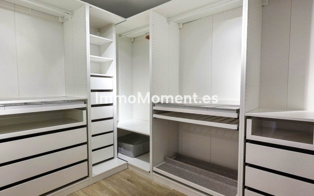 Resale - Villa - Manilva