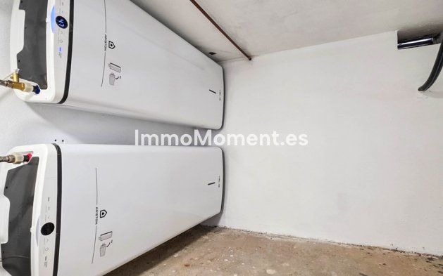 Resale - Villa - Manilva