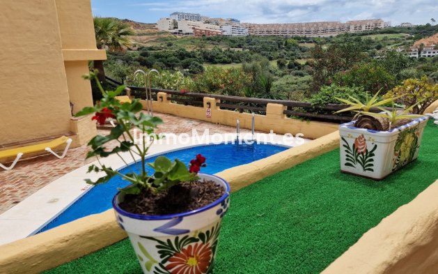 Resale - Apartment - Manilva - La Duquesa