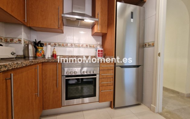 Resale - Apartment - Manilva - La Duquesa