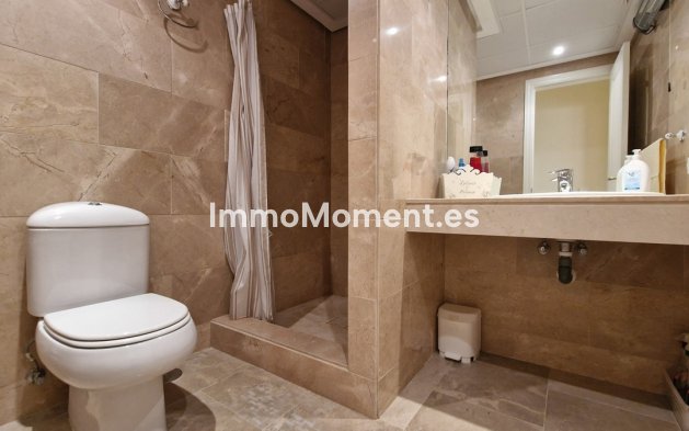 Resale - Apartment - Manilva - La Duquesa