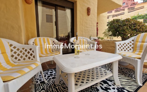 Resale - Apartment - Manilva - La Duquesa