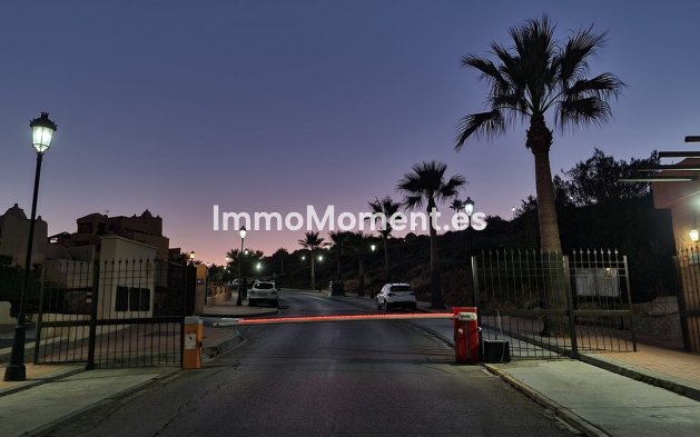 Resale - Apartment - Manilva - La Duquesa