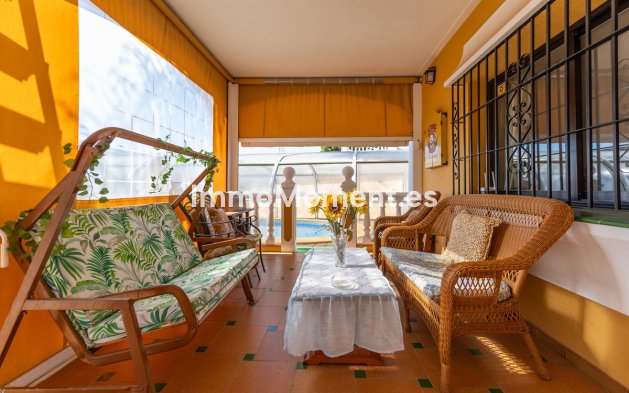 Revente - Villa - Marbella - Las Chapas