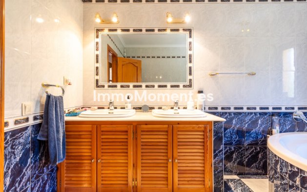 Revente - Villa - Marbella - Las Chapas