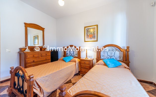 Revente - Villa - Marbella - Las Chapas