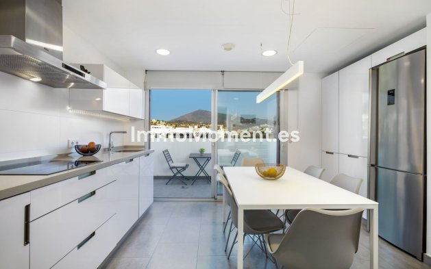 Wiederverkauf - Wohnung - Estepona  - Estepona Centro