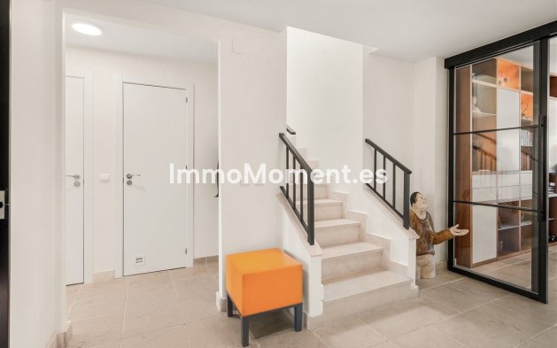 Resale - Apartment - Málaga - Benahavís