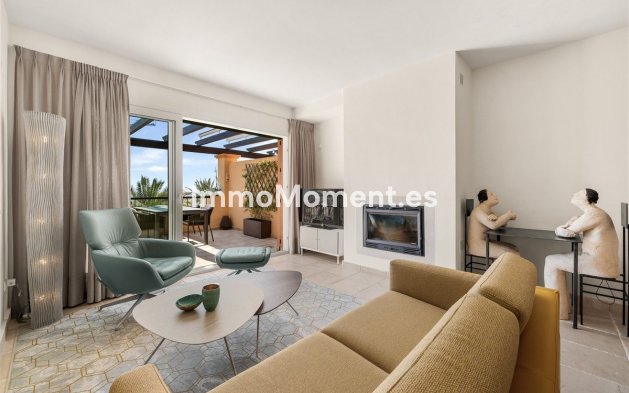 Resale - Apartment - Málaga - Benahavís