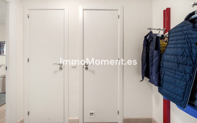 Resale - Apartment - Málaga - Benahavís