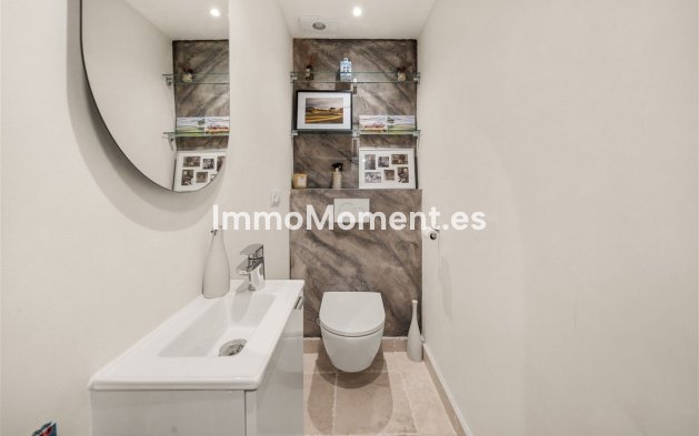 Resale - Apartment - Málaga - Benahavís