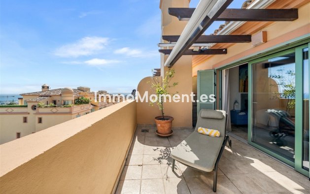 Resale - Apartment - Málaga - Benahavís