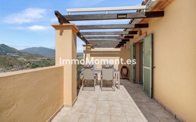 Resale - Apartment - Málaga - Benahavís