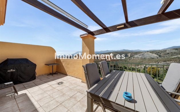 Resale - Apartment - Málaga - Benahavís