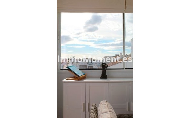 Resale - Apartment - Marbella - Puerto Banús
