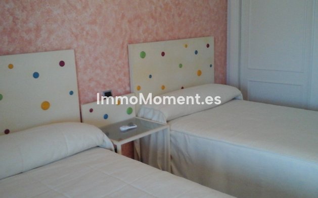 Wiederverkauf - Wohnung - Marbella - Puerto Banús