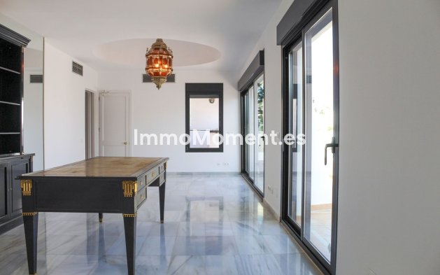 Wiederverkauf - Wohnung - Marbella - Puerto Banús
