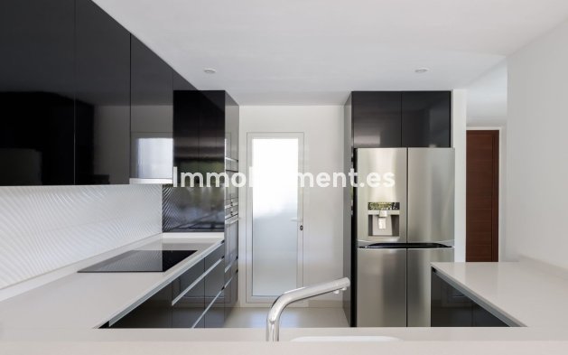 Bestaande woning - Geschakelde woning - Marbella - The Golden Mile