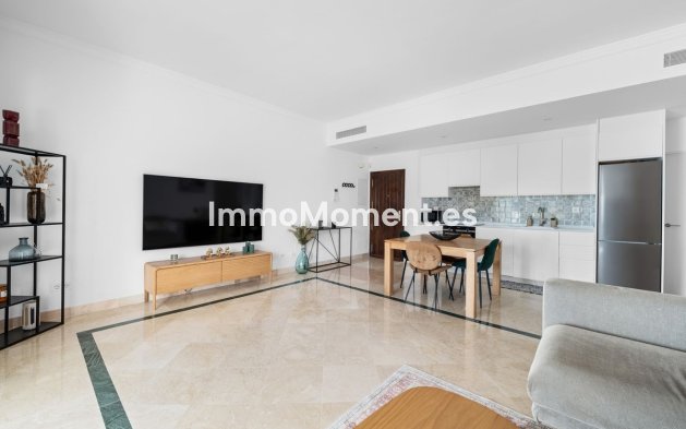 Reventa - Apartamento - Benahavís - Benahavís Centro