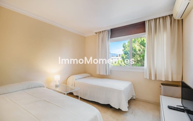 Wiederverkauf - Wohnung - Marbella - Nueva Andalucía