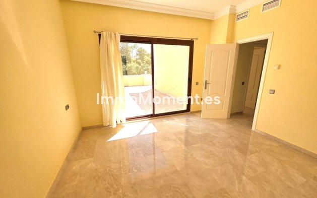 Revente - Villa - Marbella - Hacienda Las Chapas