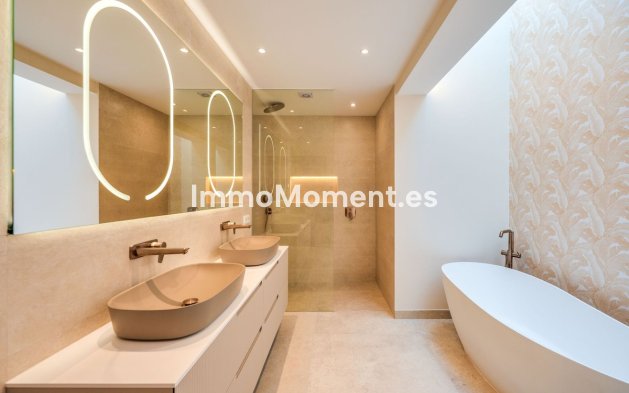 Wiederverkauf - Wohnung - Marbella - Nueva Andalucía