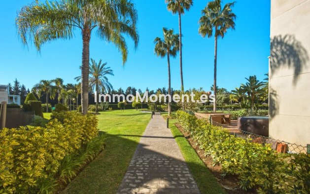 Wiederverkauf - Wohnung - Estepona  - Estepona Centro