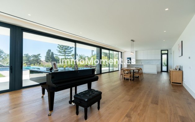 Wiederverkauf - Villa - Marbella - Marbesa