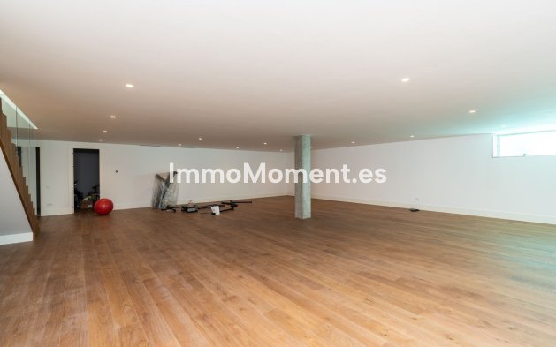 Wiederverkauf - Villa - Marbella - Marbesa