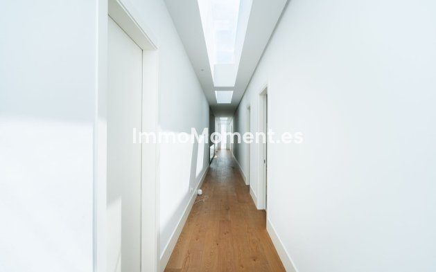 Wiederverkauf - Villa - Marbella - Marbesa