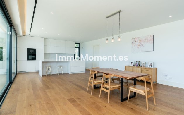 Wiederverkauf - Villa - Marbella - Marbesa