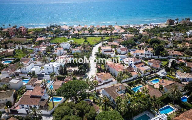 Reventa - Villa - Marbella - Marbesa