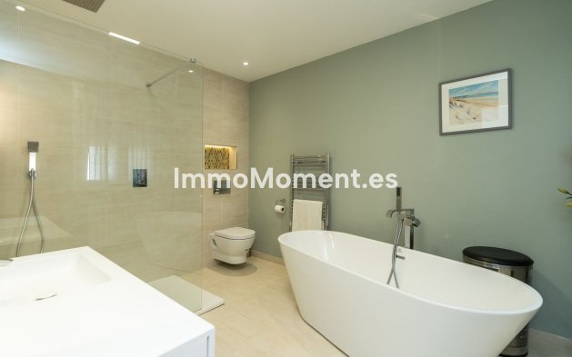 Reventa - Villa - Marbella - Marbesa