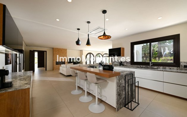 Wiederverkauf - Villa - Marbella - Marbesa