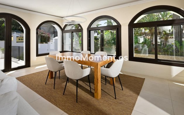 Wiederverkauf - Villa - Marbella - Marbesa